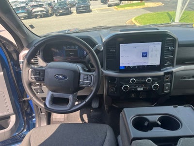 2025 Ford F-150 XLT 5.0 L V8