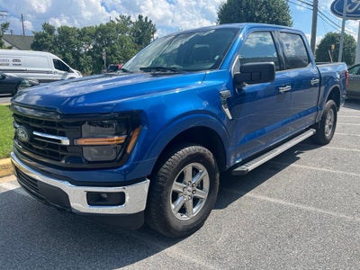 2025 Ford F-150 XLT 5.0 L V8