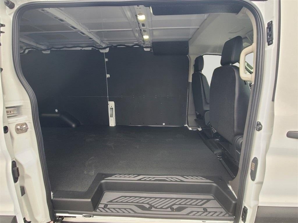2025 Ford Transit-150 Base