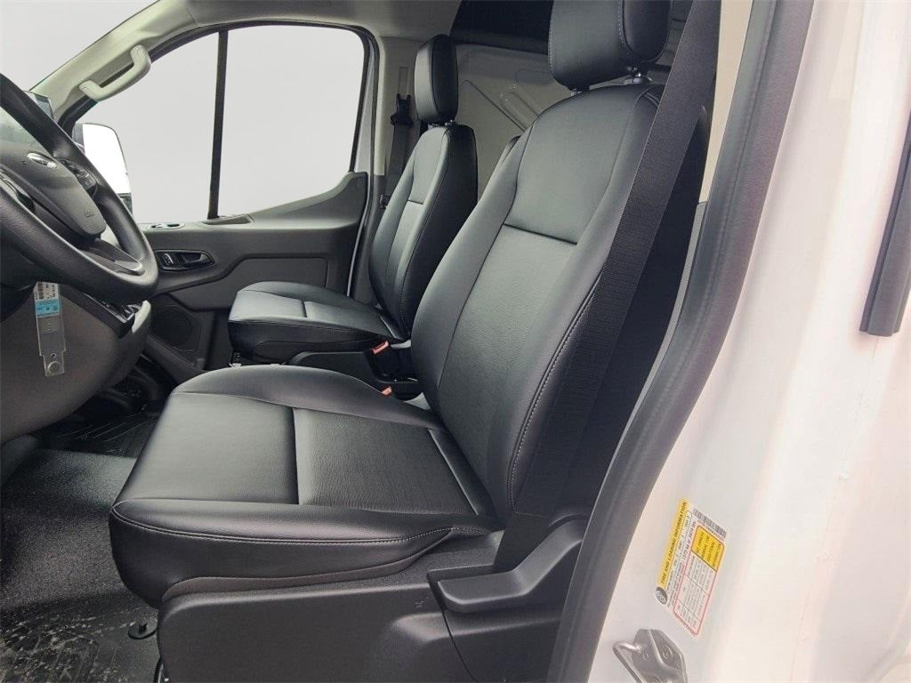 2025 Ford Transit-150 Base