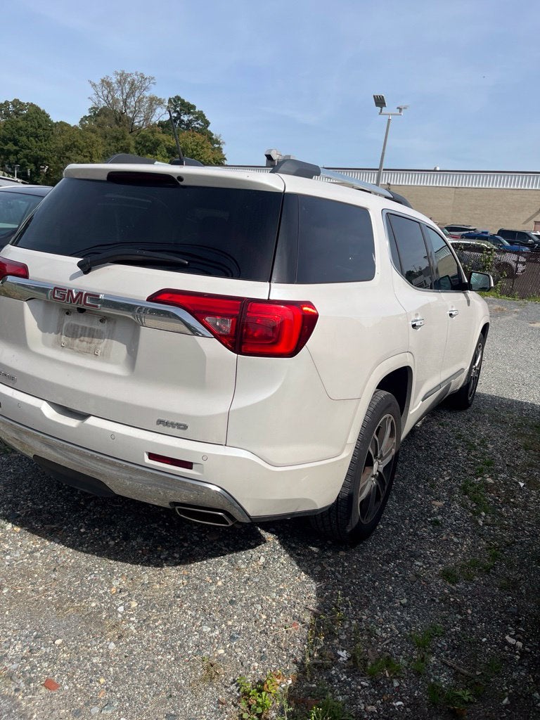 2017 GMC Acadia Denali