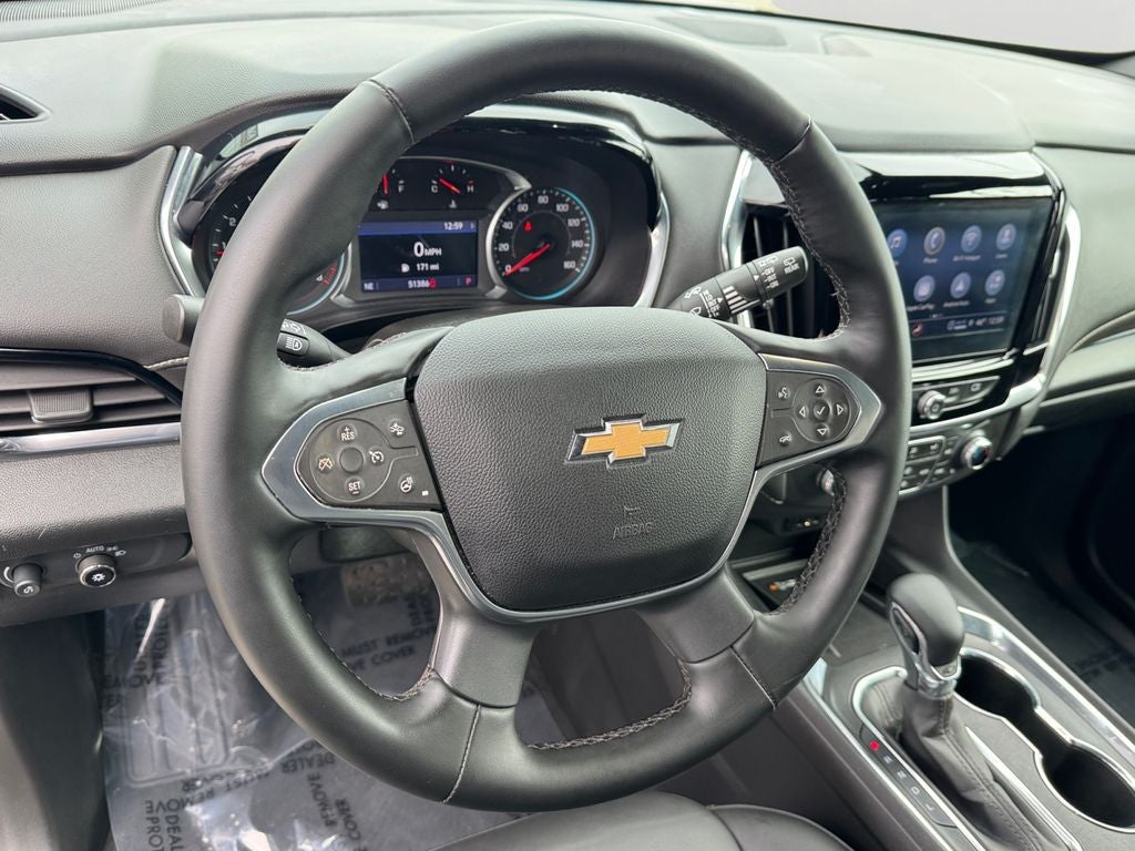 2023 Chevrolet Traverse LT Leather