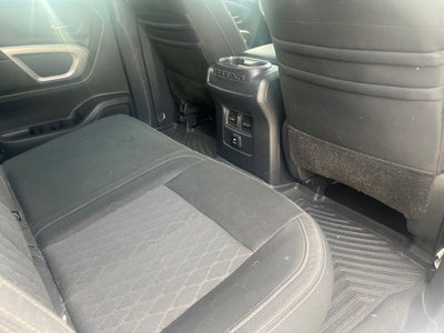 2017 Nissan Titan SV