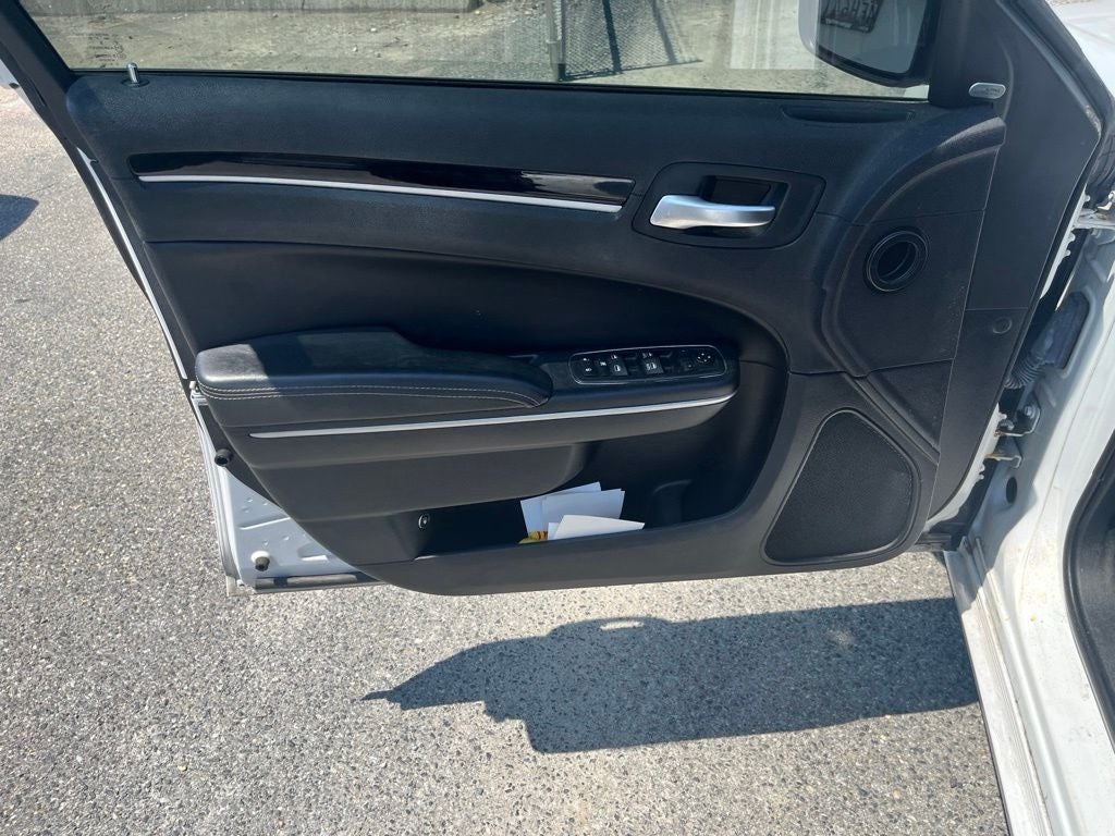 2019 Chrysler 300 S