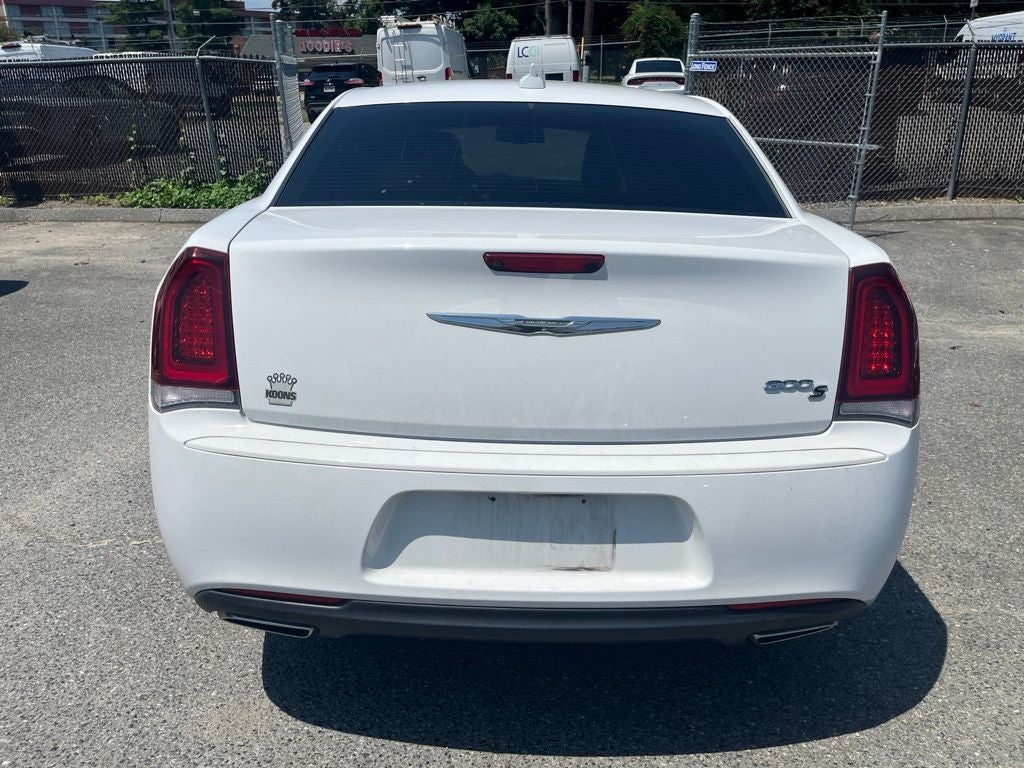 2019 Chrysler 300 S