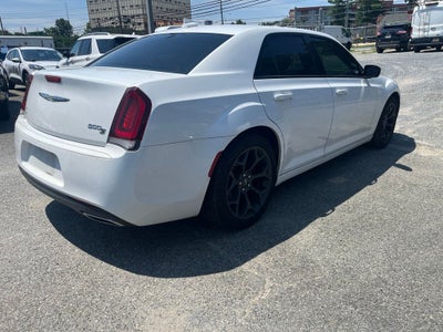 2019 Chrysler 300 S