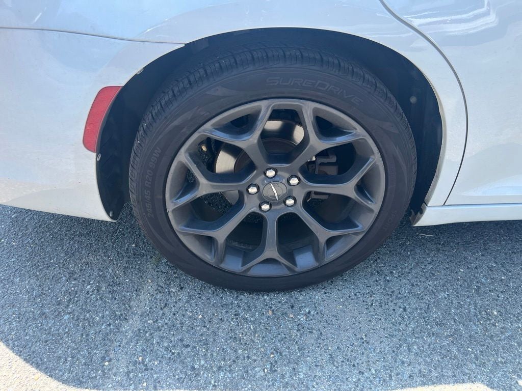 2019 Chrysler 300 S