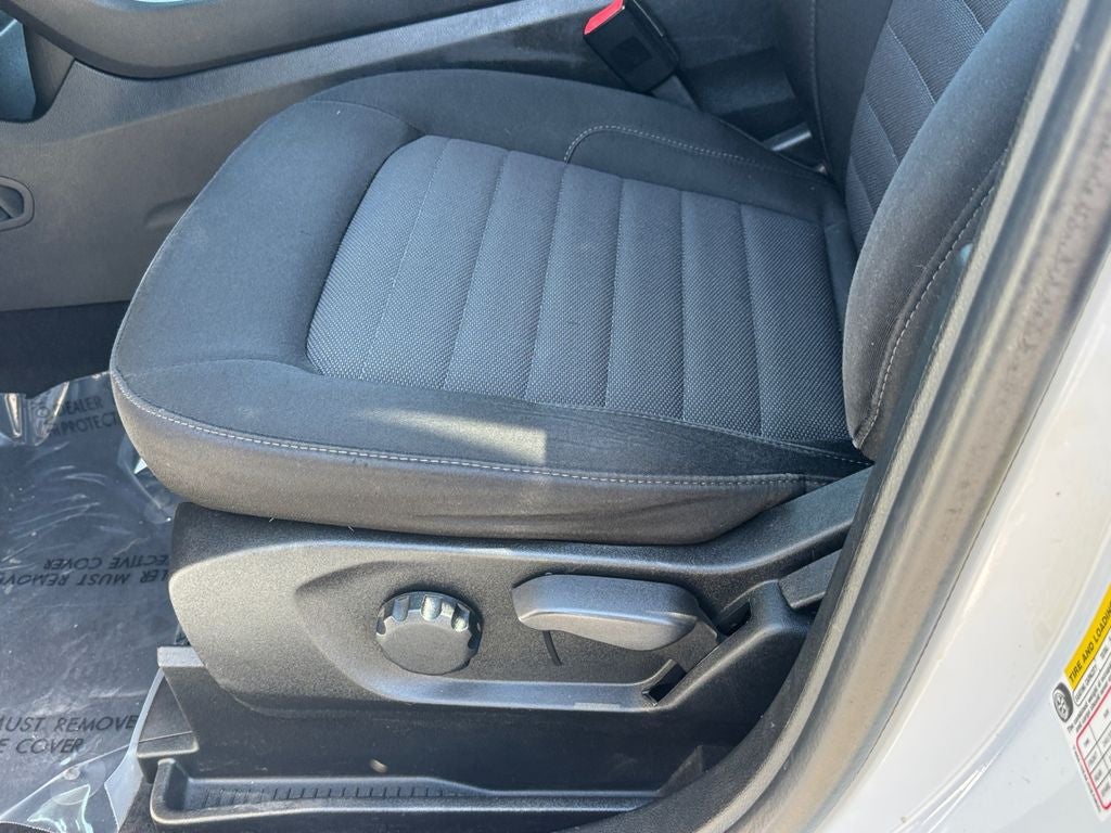 2022 Ford Edge SE