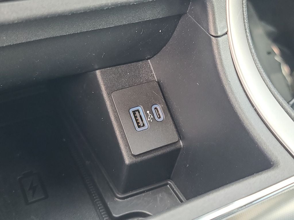 2022 Ford Edge ST Line