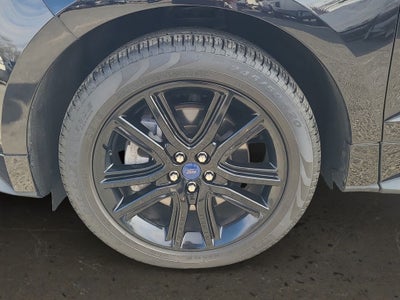 2022 Ford Edge ST Line