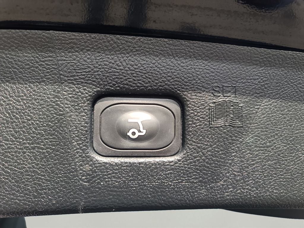 2022 Ford Edge ST Line