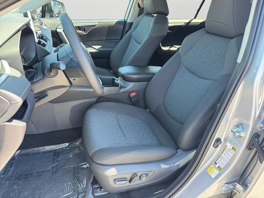 2025 Toyota RAV4 XLE Conv and Weather Package