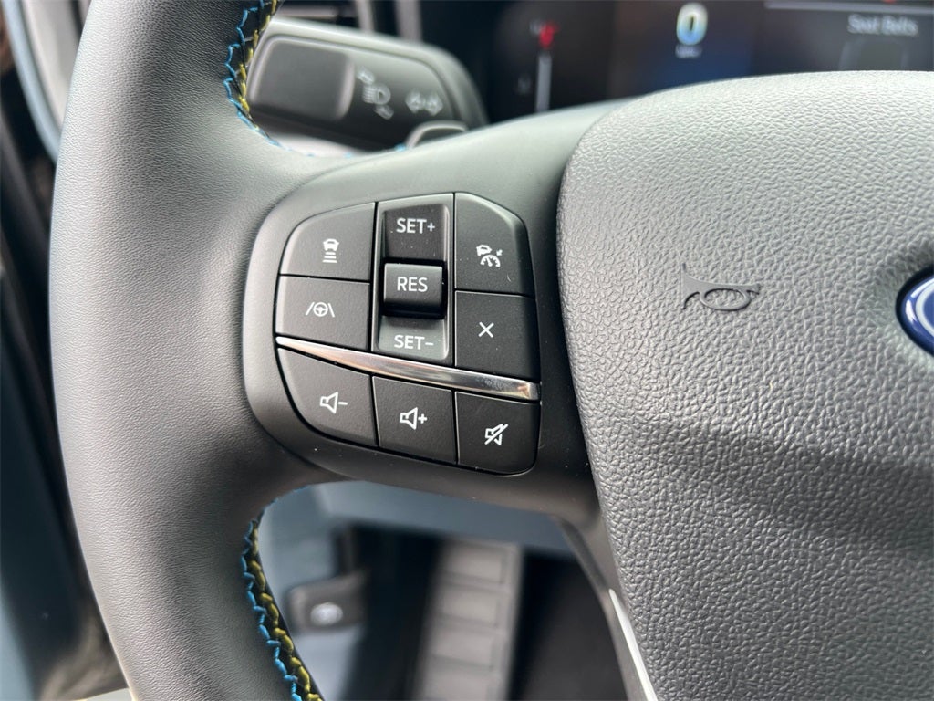 2025 Ford Maverick Lobo High