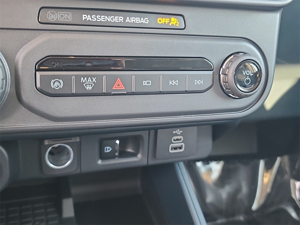 2025 Ford Maverick Lobo High