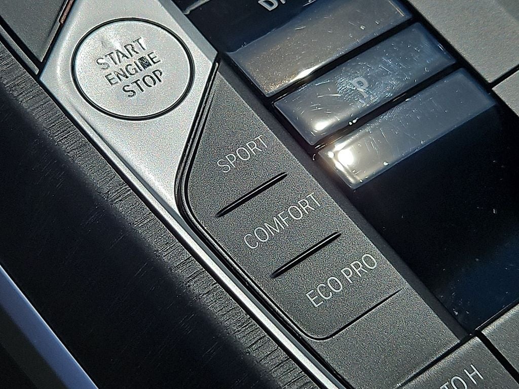 2023 BMW 3 Series 330i xDrive