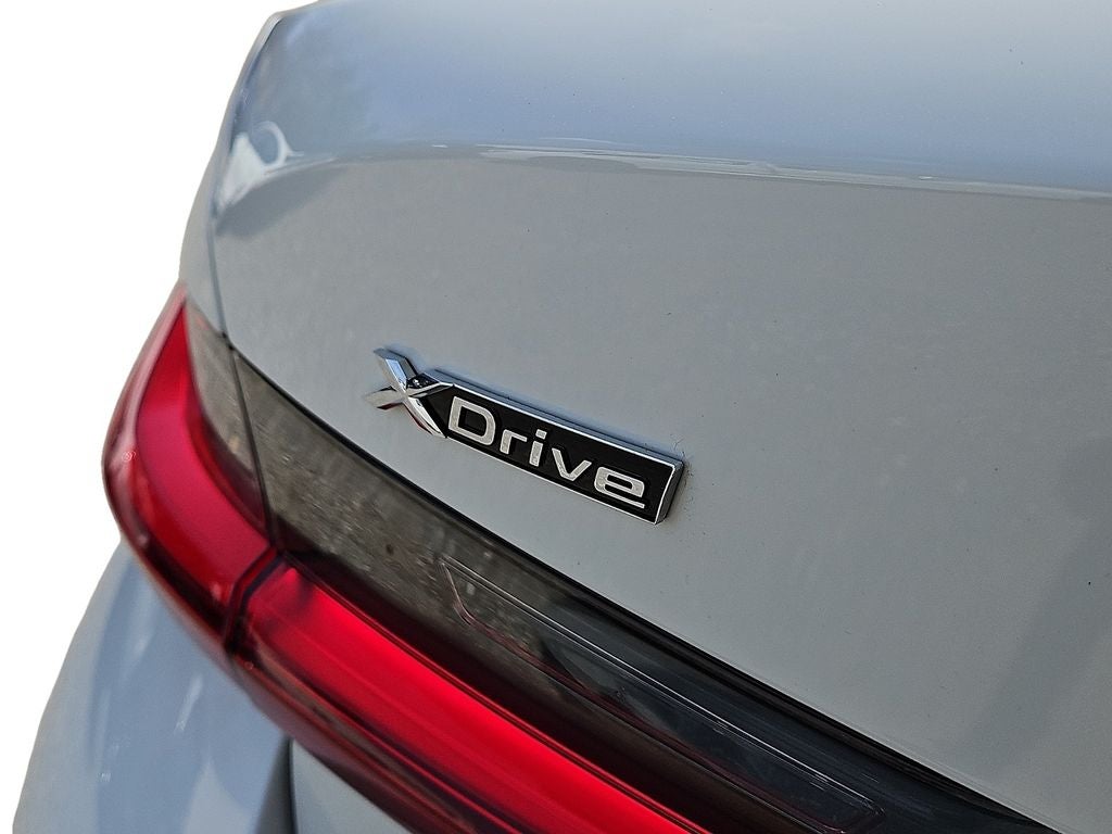 2023 BMW 3 Series 330i xDrive