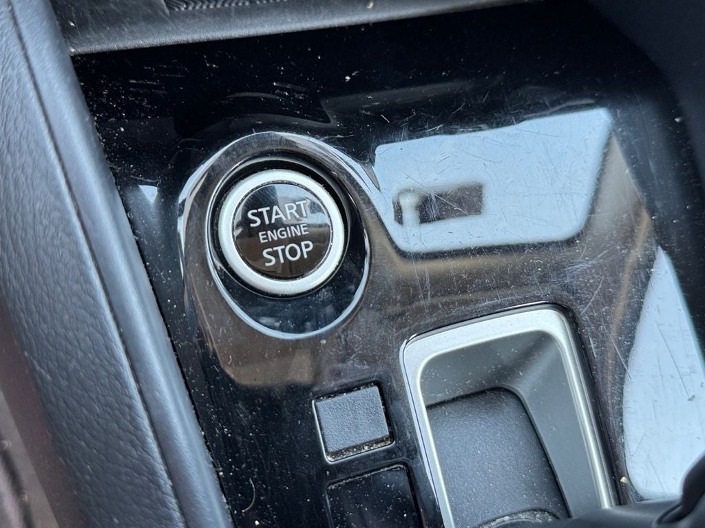 2024 Nissan Versa 1.6 SV