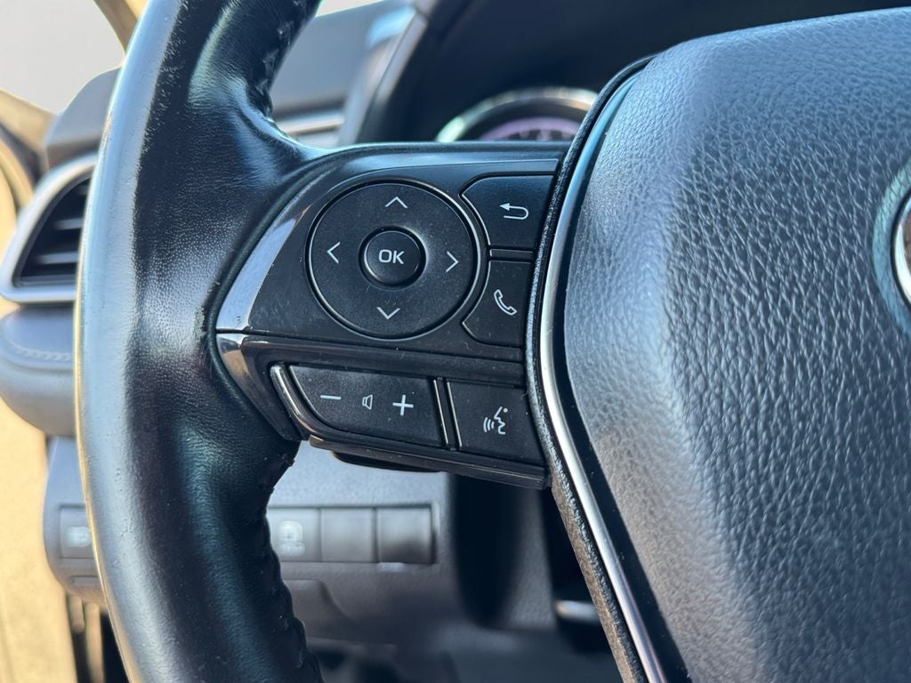 2020 Toyota Camry SE