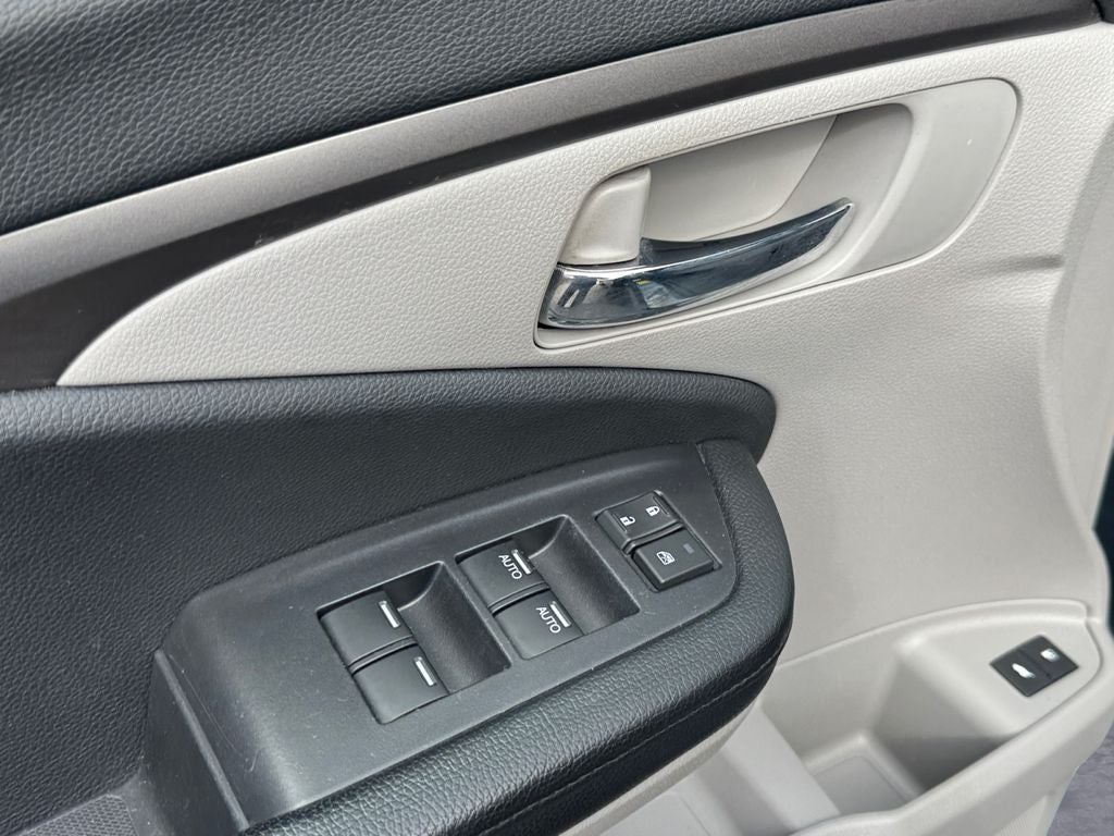 2018 Honda Pilot EX-L w/Rear Entertainment System