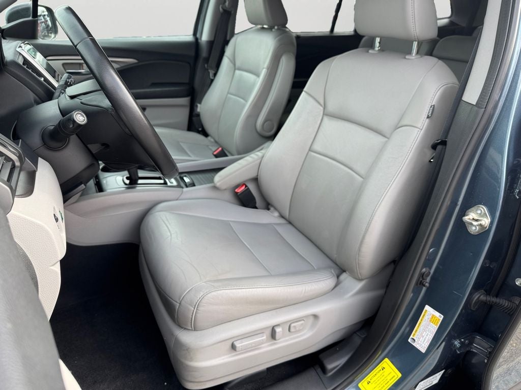 2018 Honda Pilot EX-L w/Rear Entertainment System