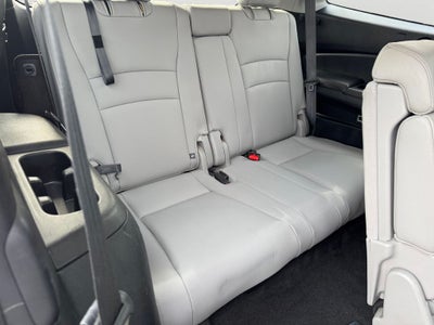 2018 Honda Pilot EX-L w/Rear Entertainment System