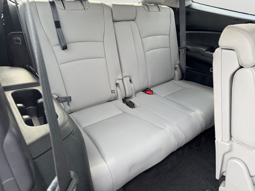 2018 Honda Pilot EX-L w/Rear Entertainment System