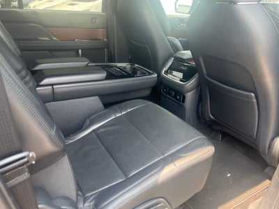2023 Lincoln Navigator L Reserve