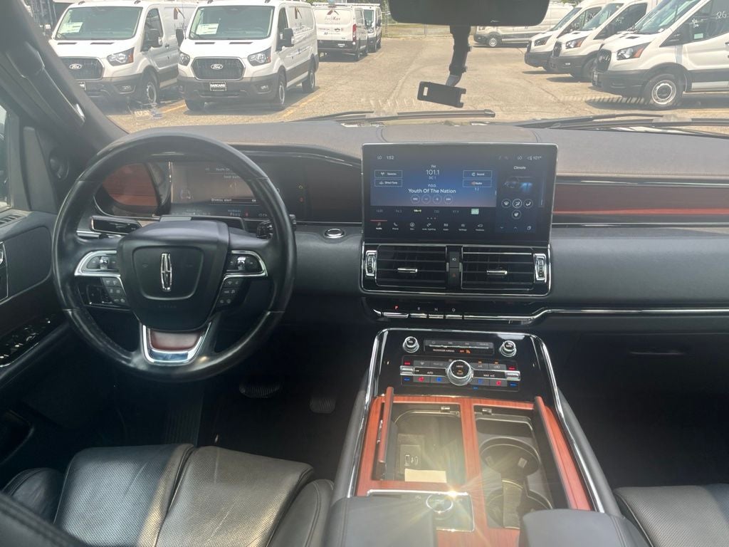 2023 Lincoln Navigator L Reserve
