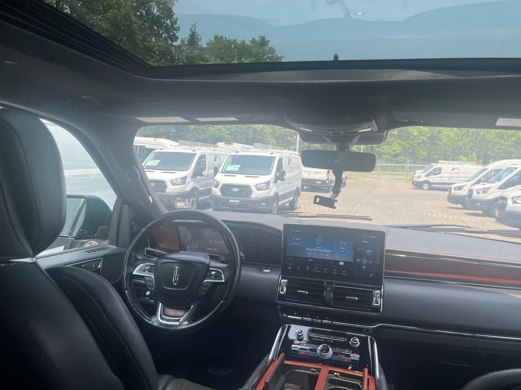 2023 Lincoln Navigator L Reserve