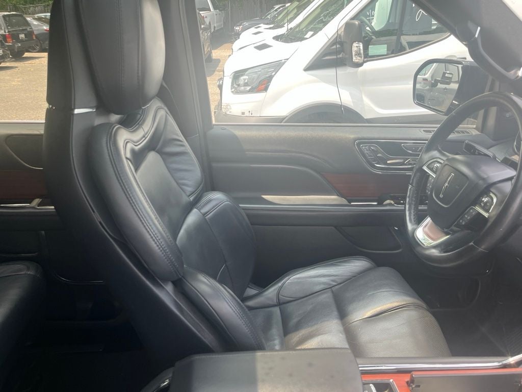 2023 Lincoln Navigator L Reserve