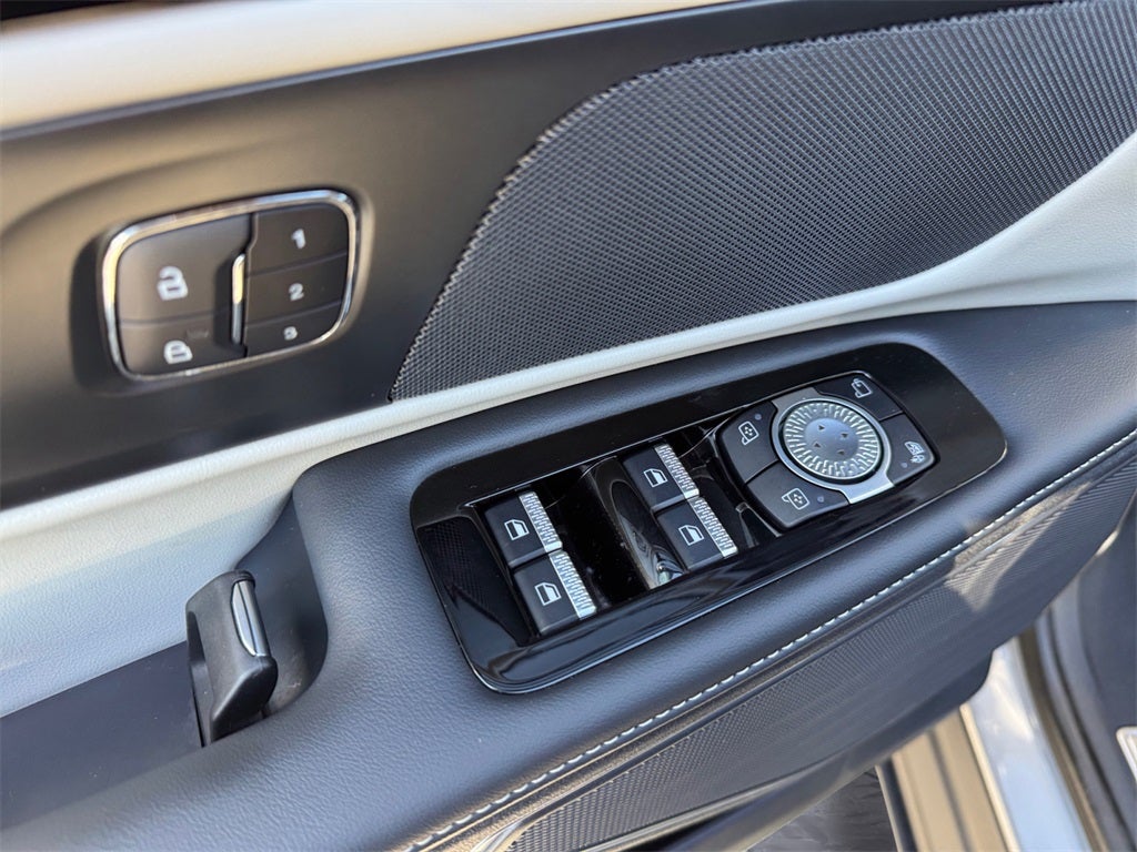 2024 Lincoln Nautilus Reserve