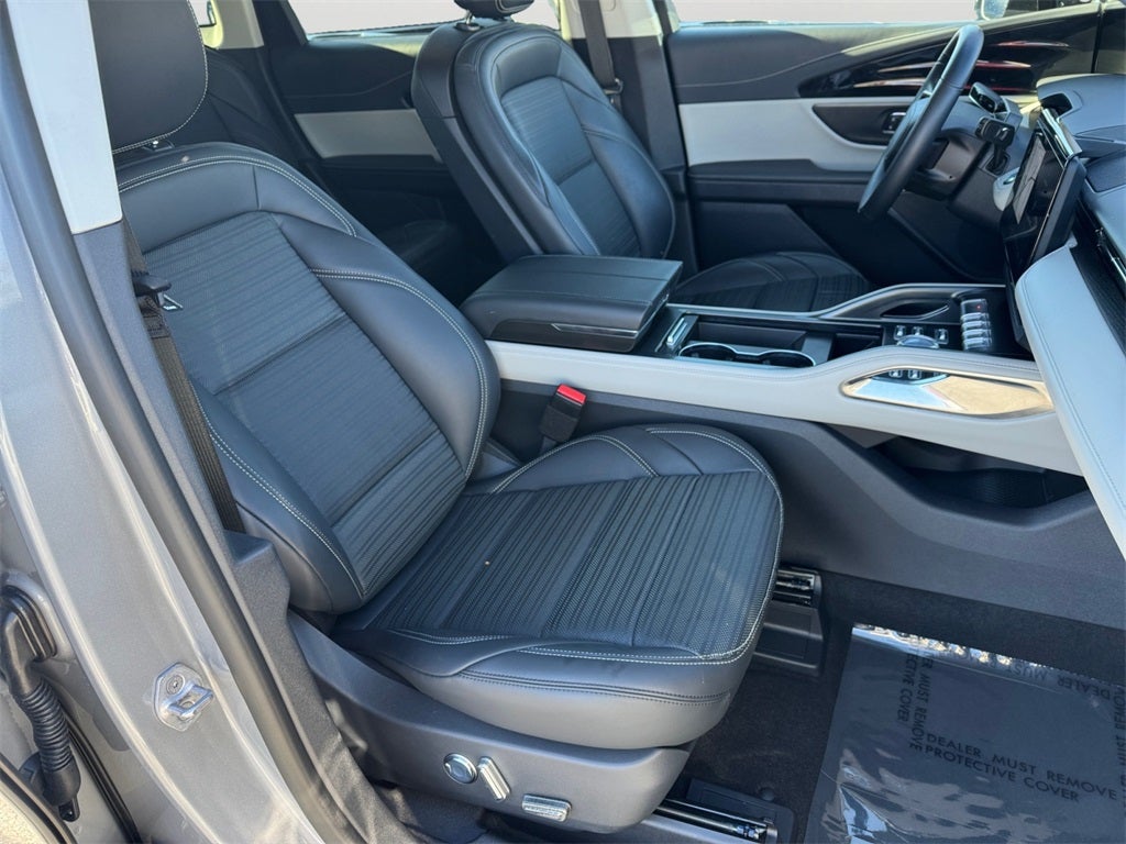 2024 Lincoln Nautilus Reserve