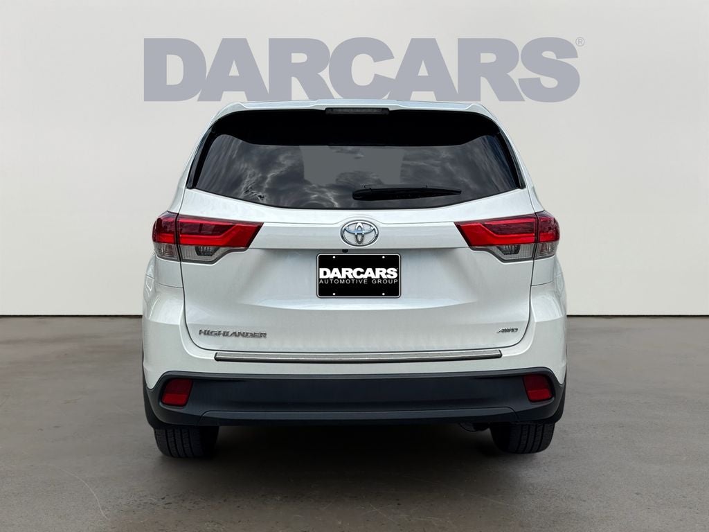 2019 Toyota Highlander LE