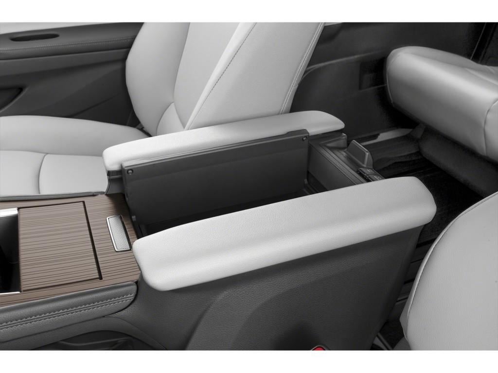 2022 Toyota Sienna XLE 7 Passenger