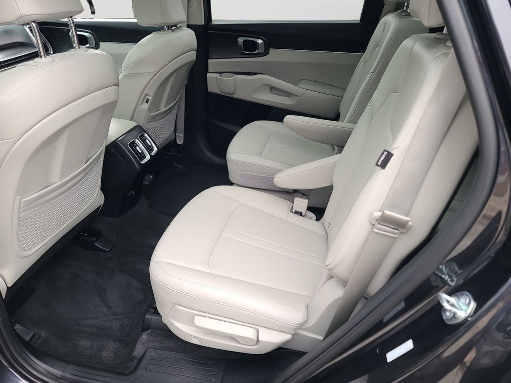 2025 Kia Sorento X-Line EX