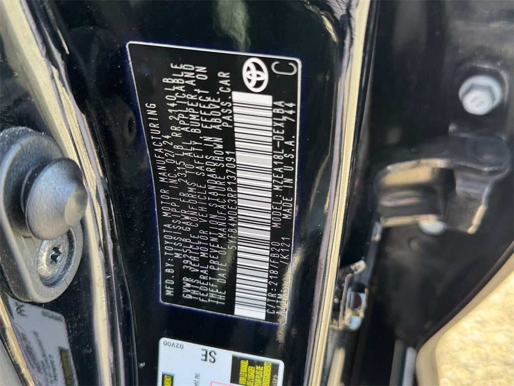 2024 Toyota Corolla LE