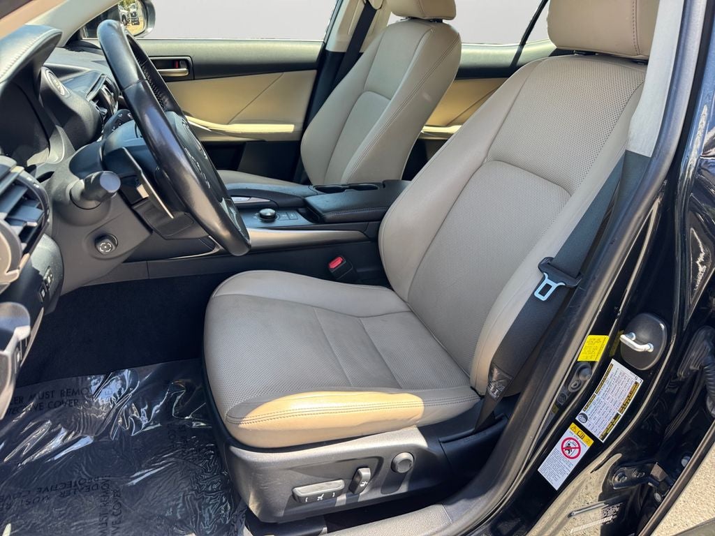 2018 Lexus IS 300 300