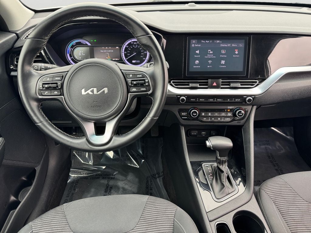 2022 Kia Niro LXS