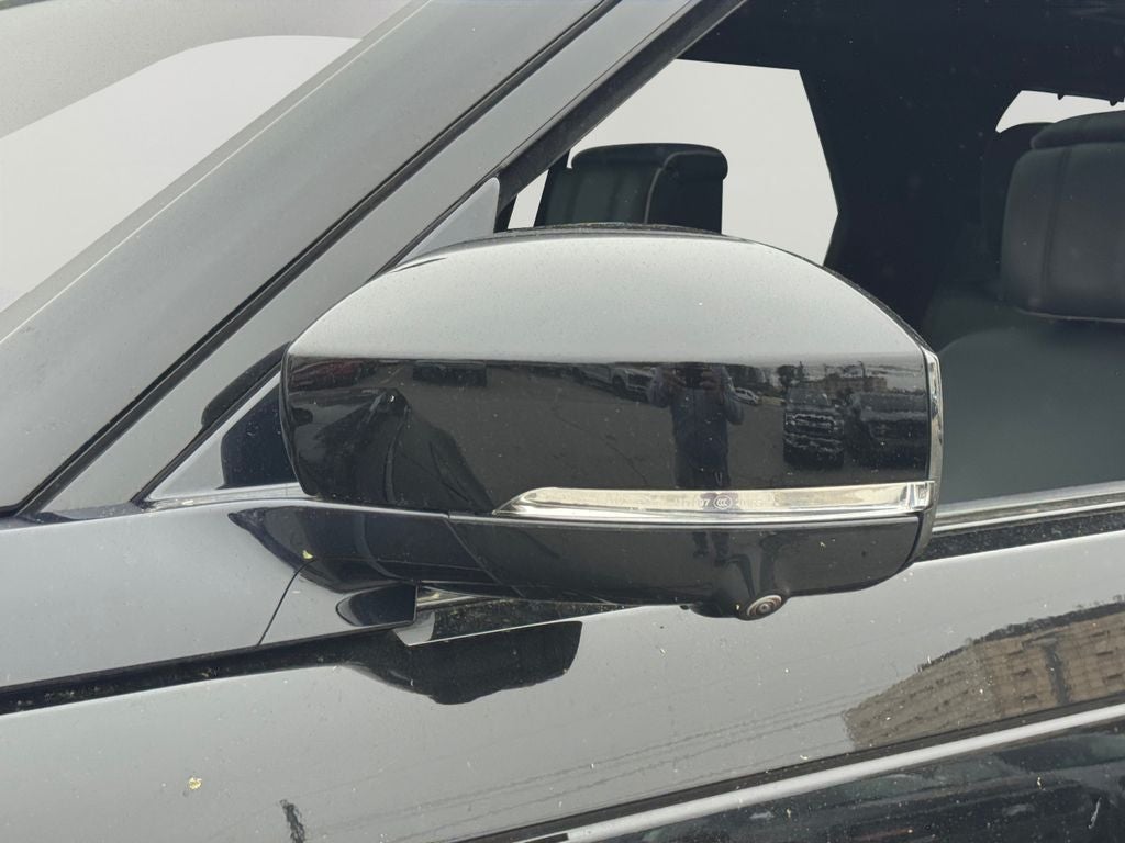 2022 Land Rover Discovery S R-Dynamic