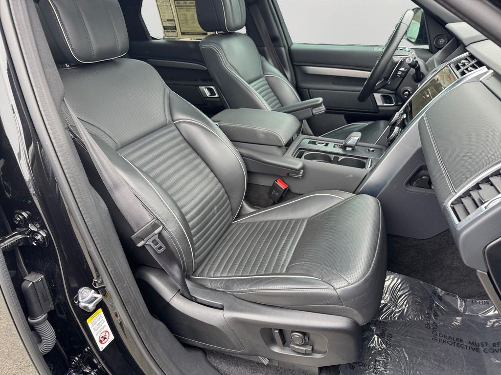 2022 Land Rover Discovery S R-Dynamic